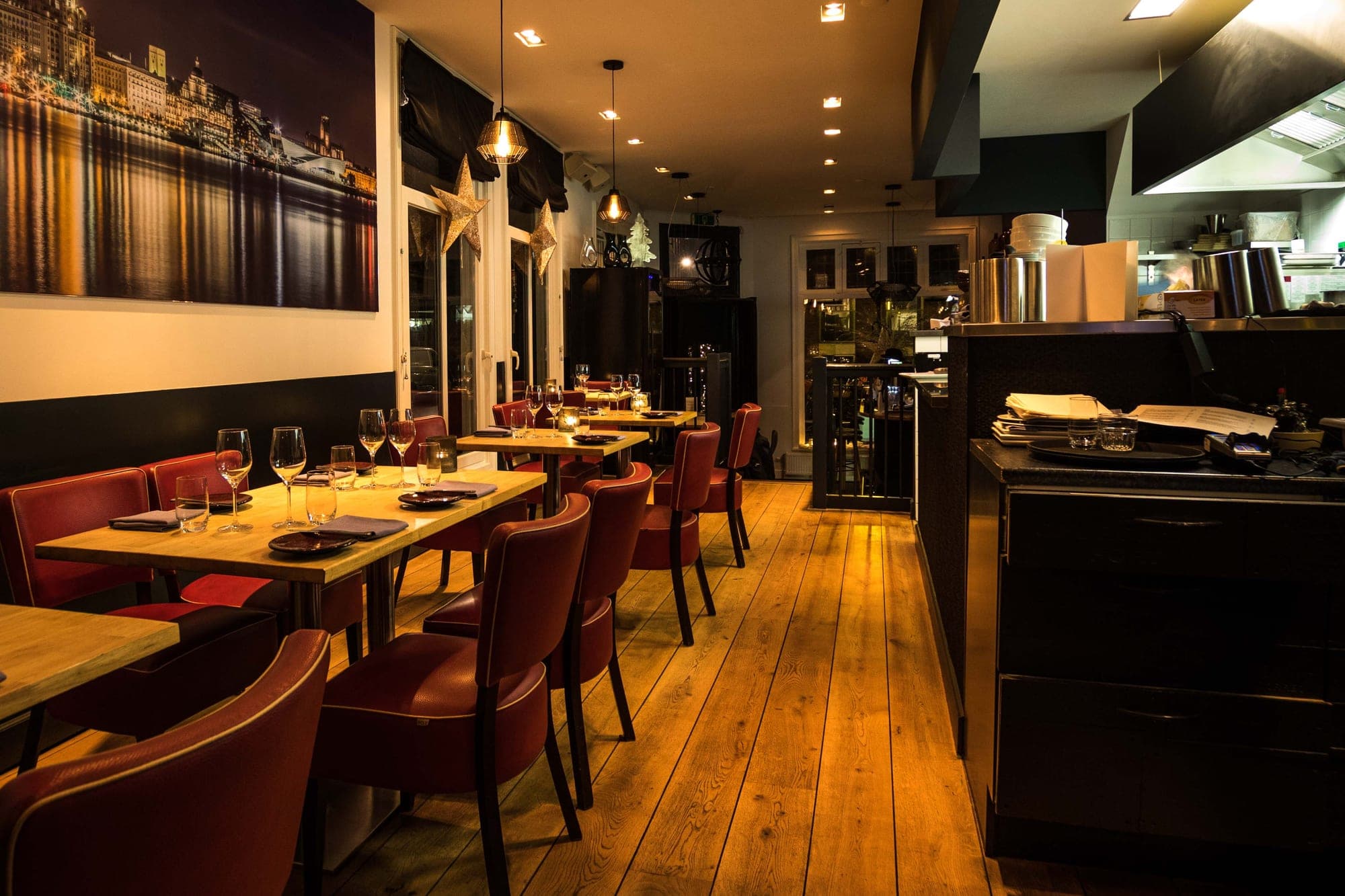 Graham's Kitchen, 2