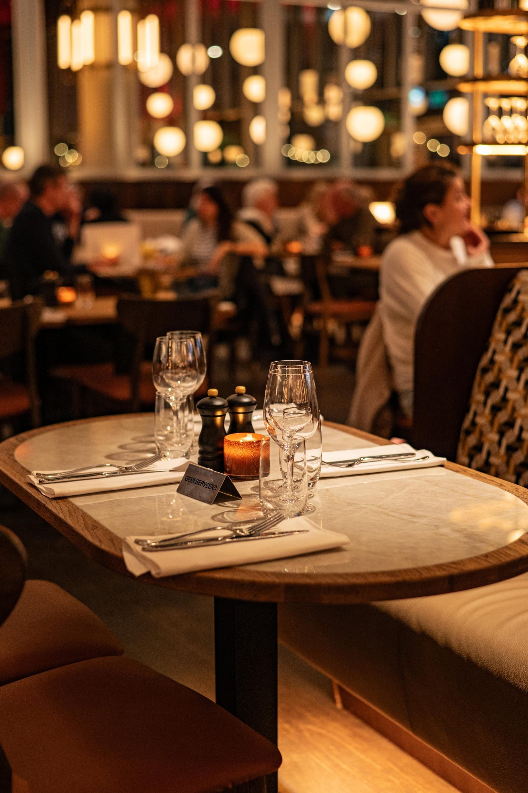 Café-Restaurant Dauphine, 2