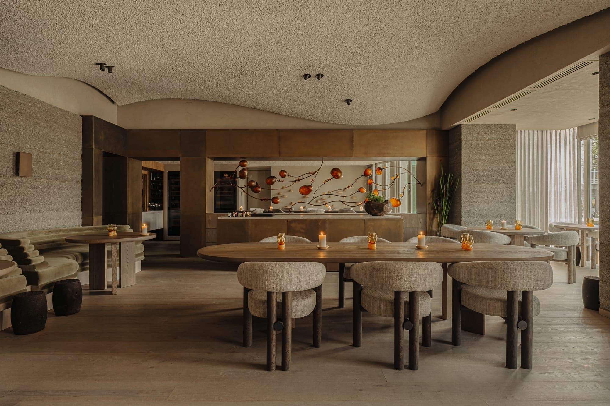 Restaurant Flore, the room
